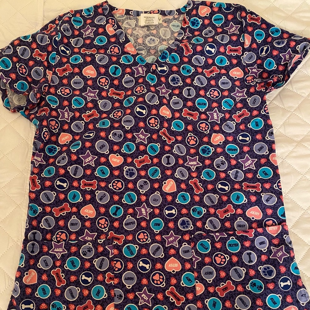 Scrub tops - Picture 6 of 8
